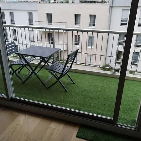 Lumineuxt2, 55m² Tres Calme Grand Balcon, Ascensr アパート *